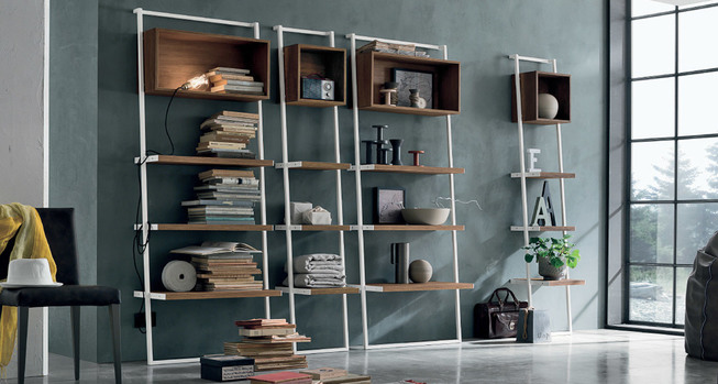3 - Scaffali con contenitore